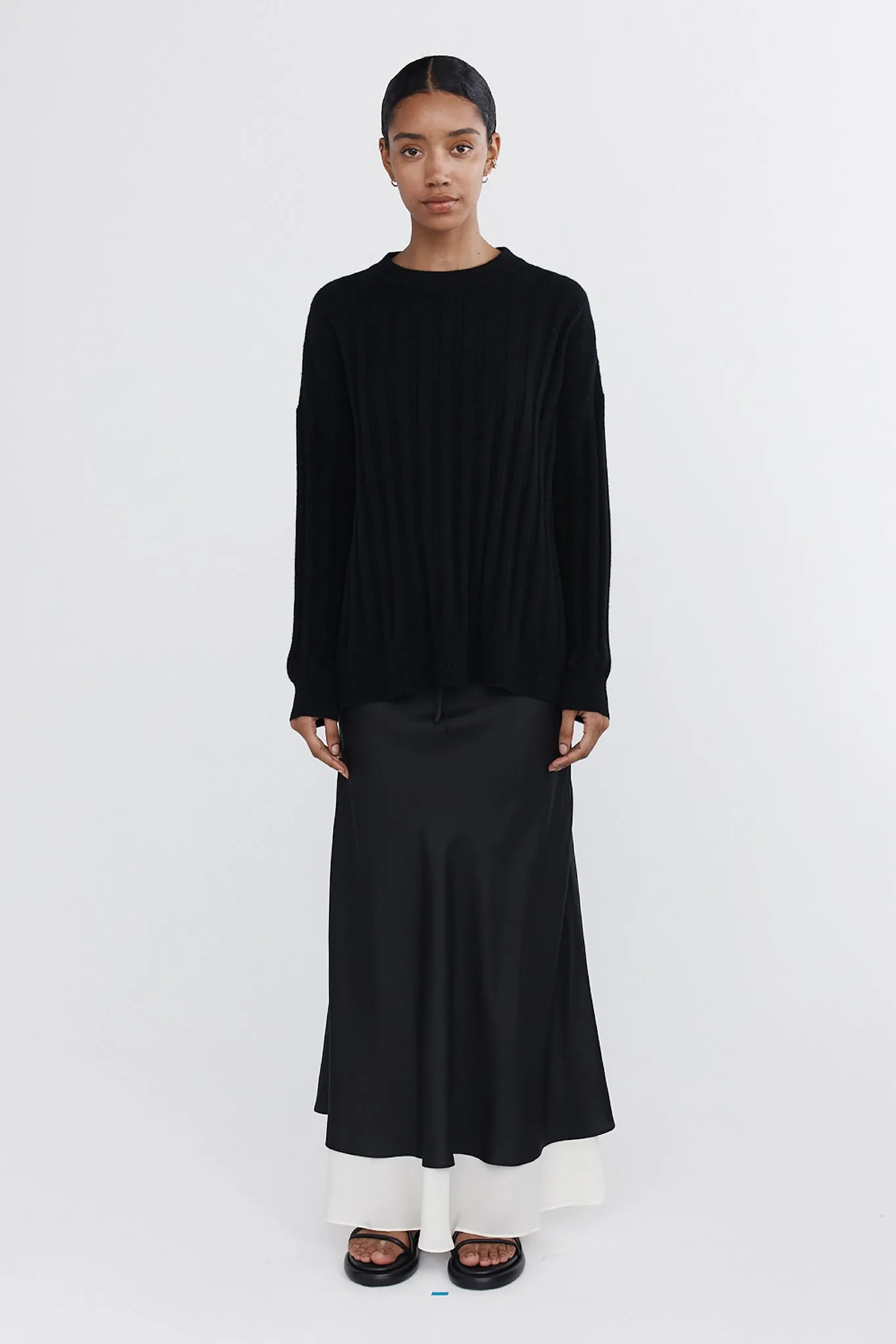 Joni Jumper - Black