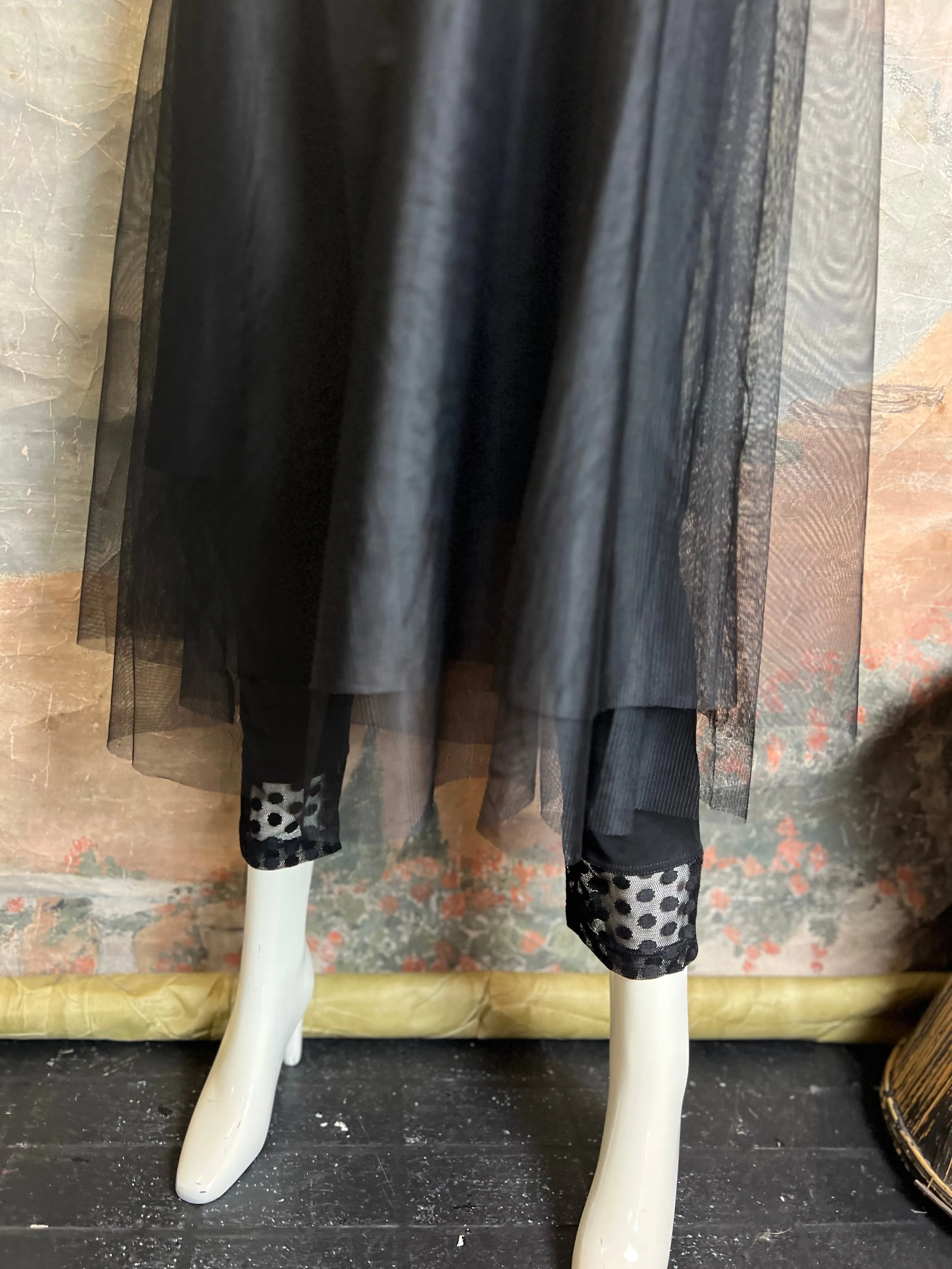 LI-1535 Antonio Dress