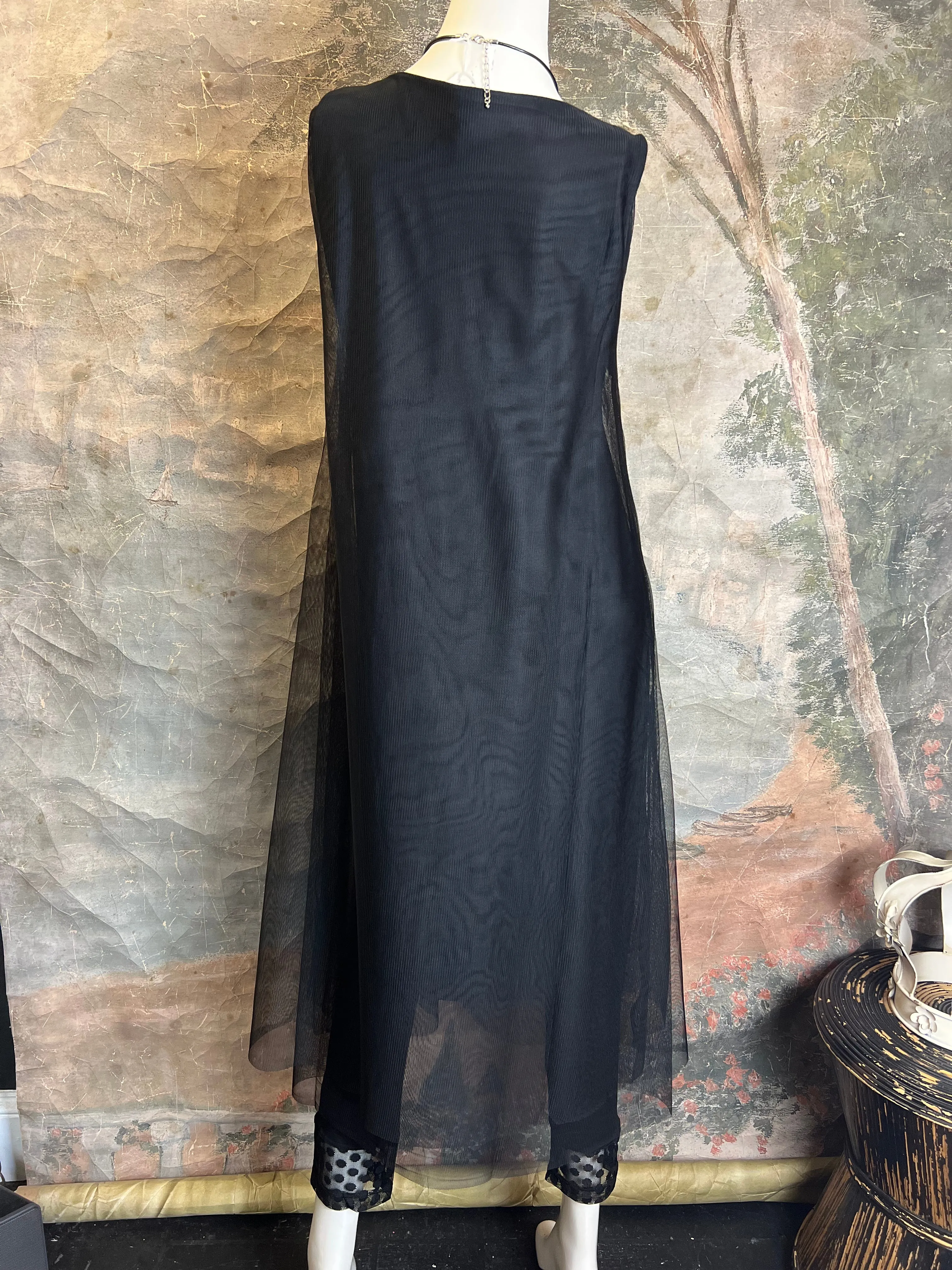 LI-1535 Antonio Dress